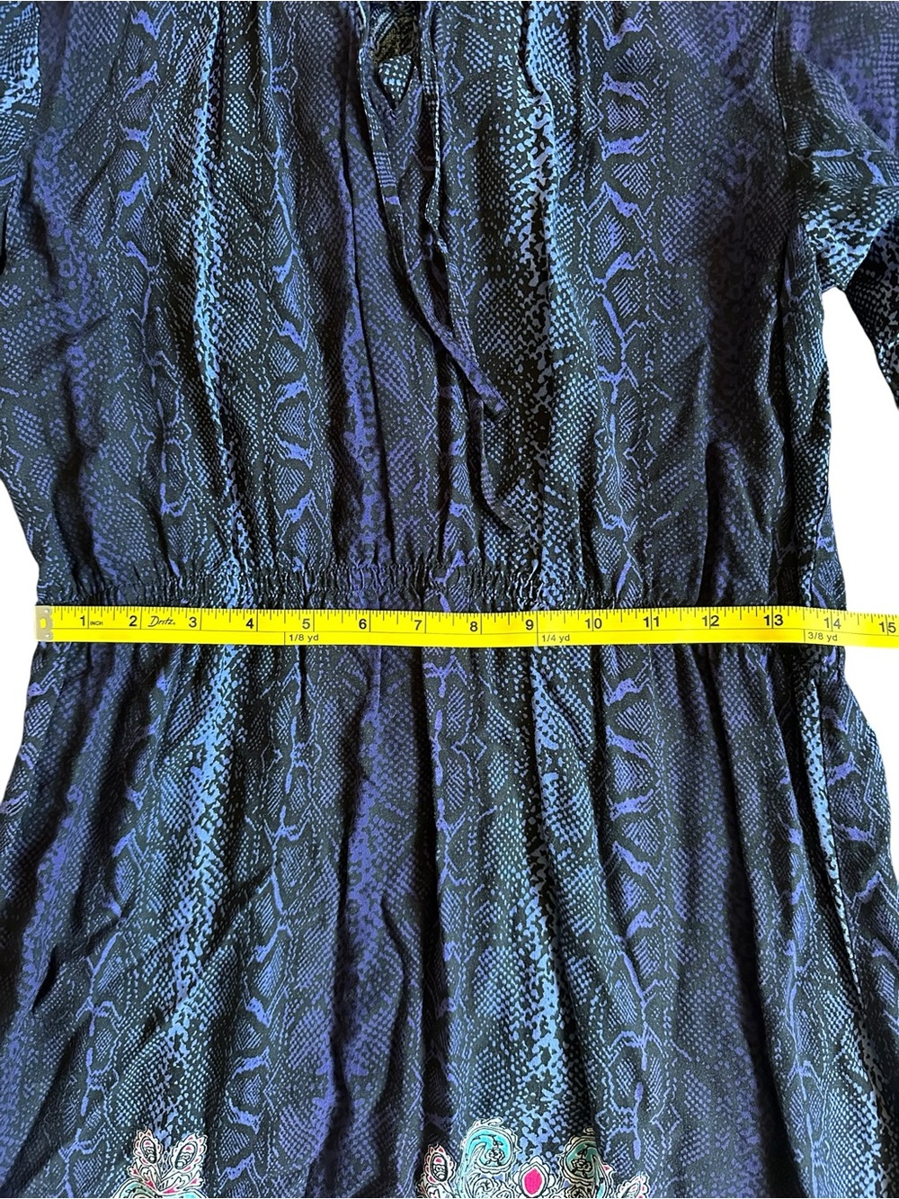 Ariat Snakeskin & Paisley Border Print Tunic Dress Medium M/M - Picture 5 of 8
